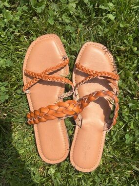 Universal Thread Braided Slide Sandals in Tan